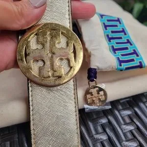 COPY - Tory Burch Classic Logo Leather Belt 1 main image 4